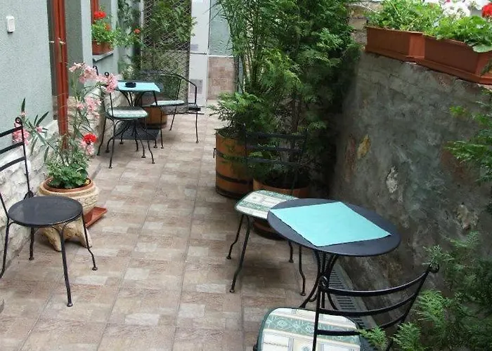 Hotel Diana